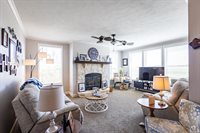 10562 212th Rd, Winfield, KS 67156