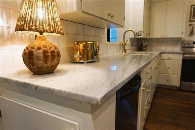 900 North James Avenue, McComb, MS 39652