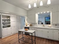 900 North James Avenue, McComb, MS 39652