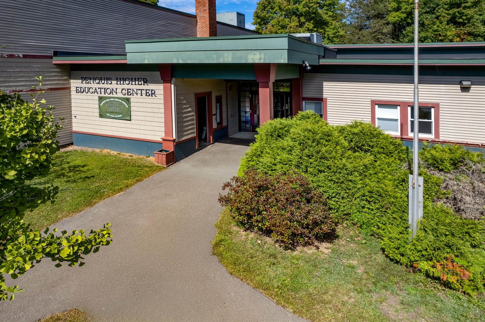 50 Mayo Street, Dover-Foxcroft, ME 04426