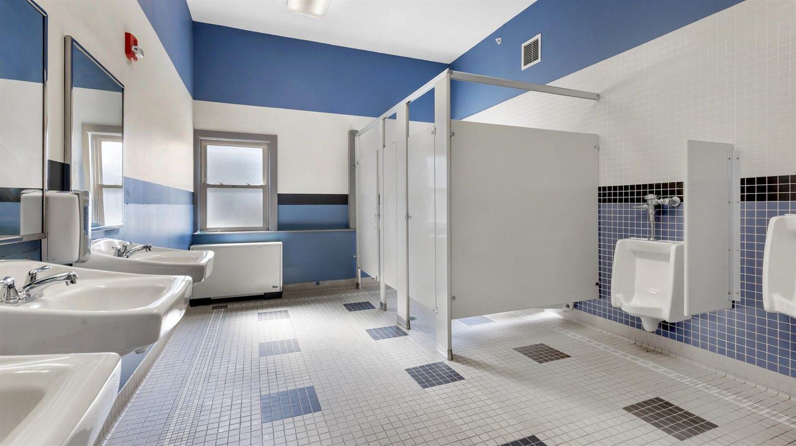 50 Mayo Street, Dover-Foxcroft, ME 04426