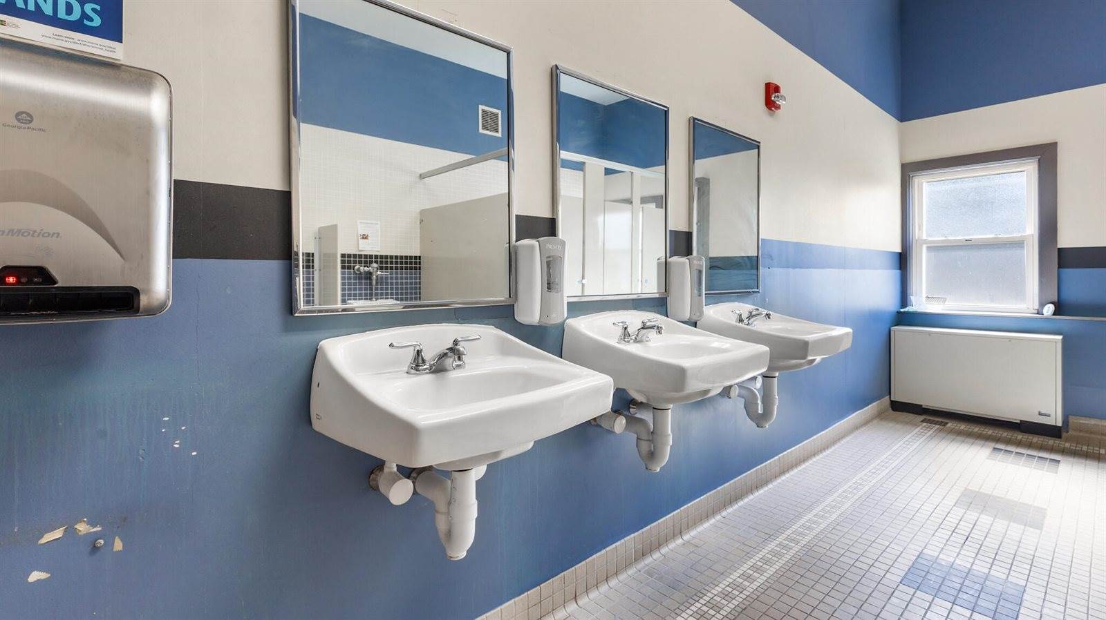 50 Mayo Street, Dover-Foxcroft, ME 04426