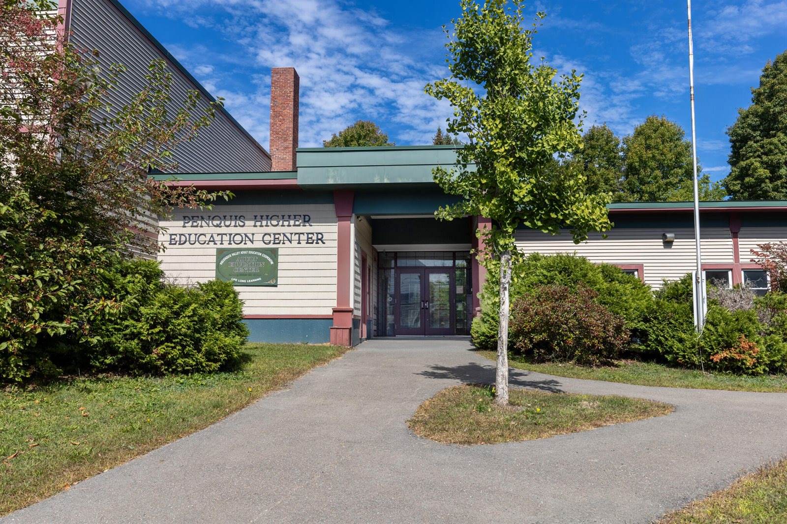 50 Mayo Street, Dover-Foxcroft, ME 04426