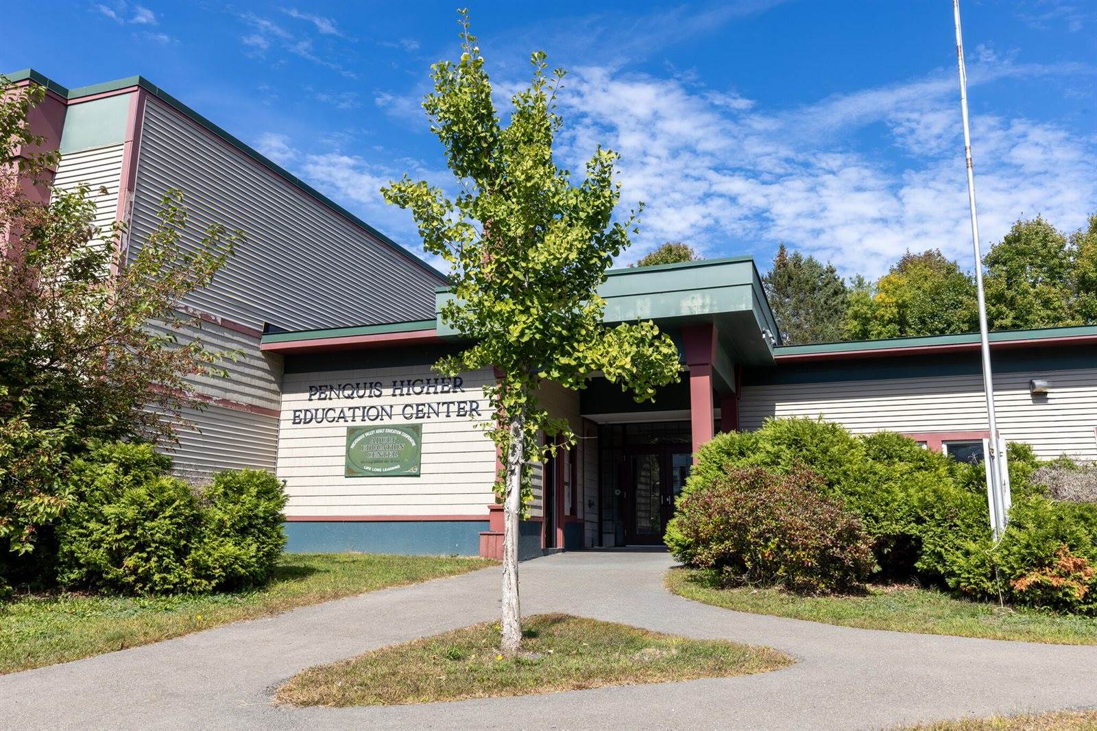 50 Mayo Street, Dover-Foxcroft, ME 04426