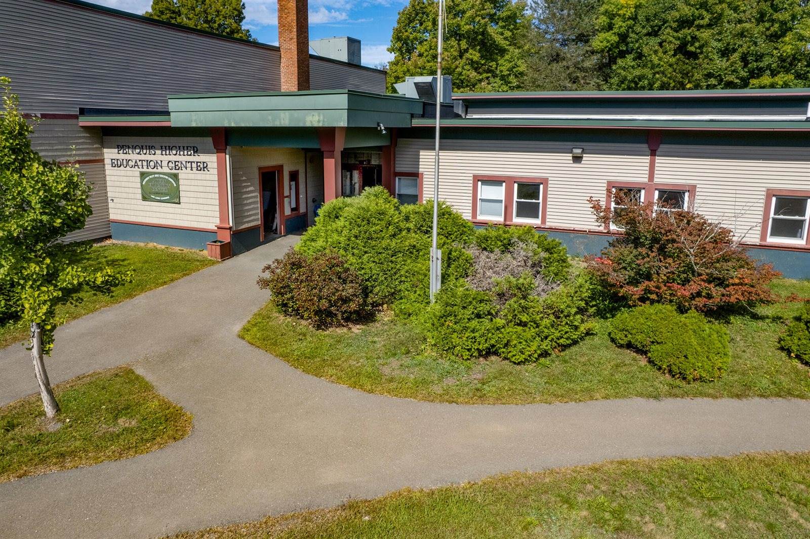 50 Mayo Street, Dover-Foxcroft, ME 04426