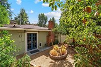 22403 Los Rogues, Saugus, CA 91350