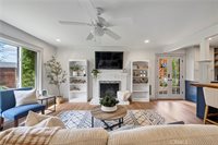 22403 Los Rogues, Saugus, CA 91350