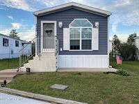 320 3rd Street, Jackson, NJ 08527