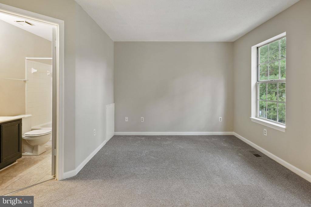 4940 Dorsey Hall Drive, Ellicott City, MD 21042