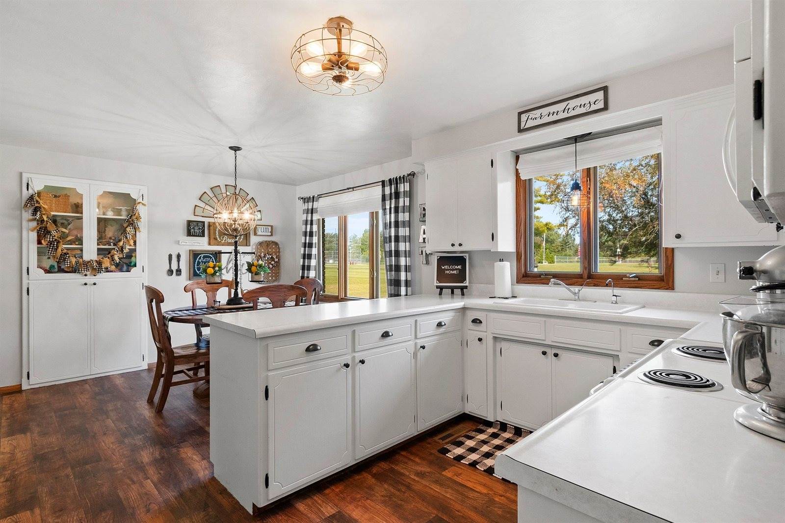 139 Memorial Drive, Pulaski, WI 54162