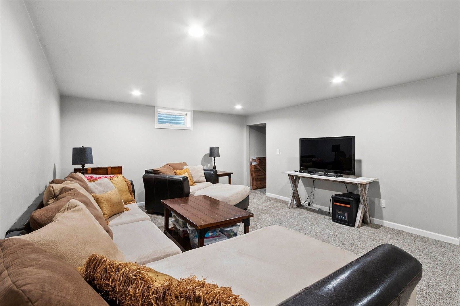 139 Memorial Drive, Pulaski, WI 54162