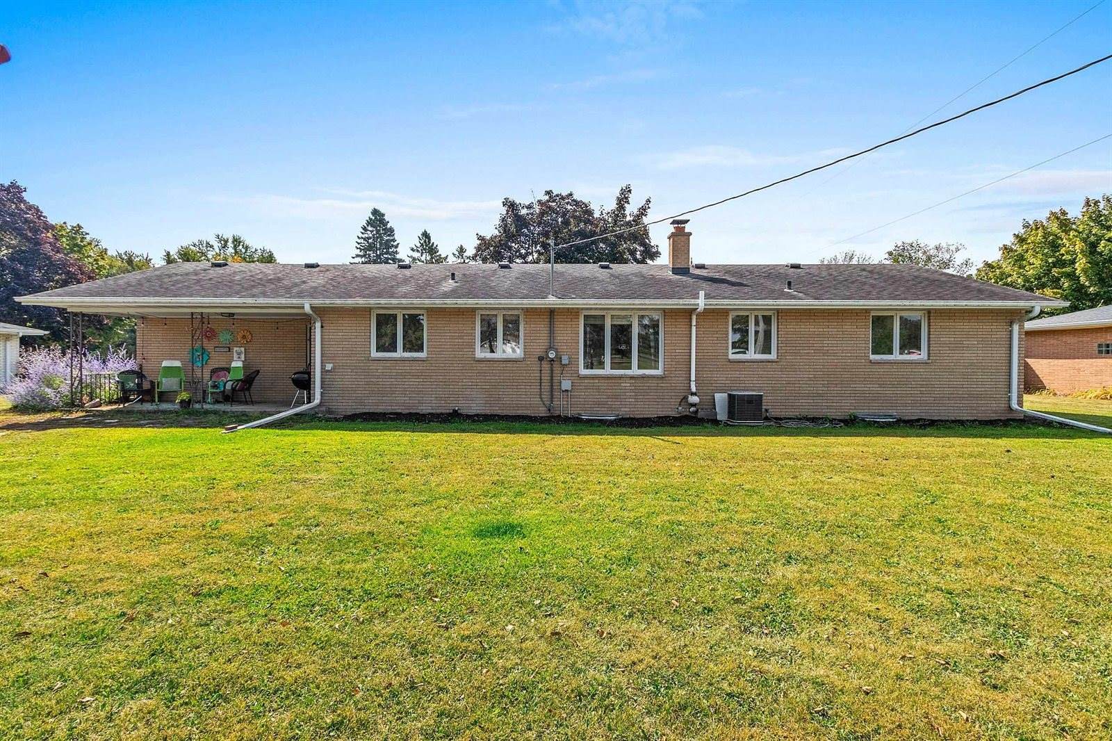 139 Memorial Drive, Pulaski, WI 54162