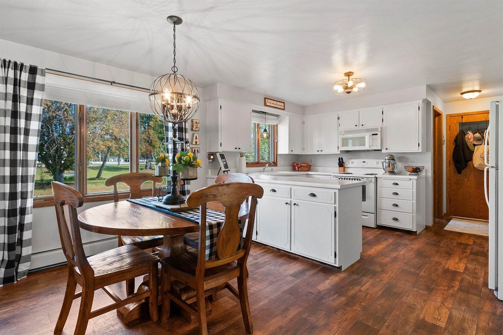 139 Memorial Drive, Pulaski, WI 54162