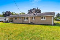 139 Memorial Drive, Pulaski, WI 54162