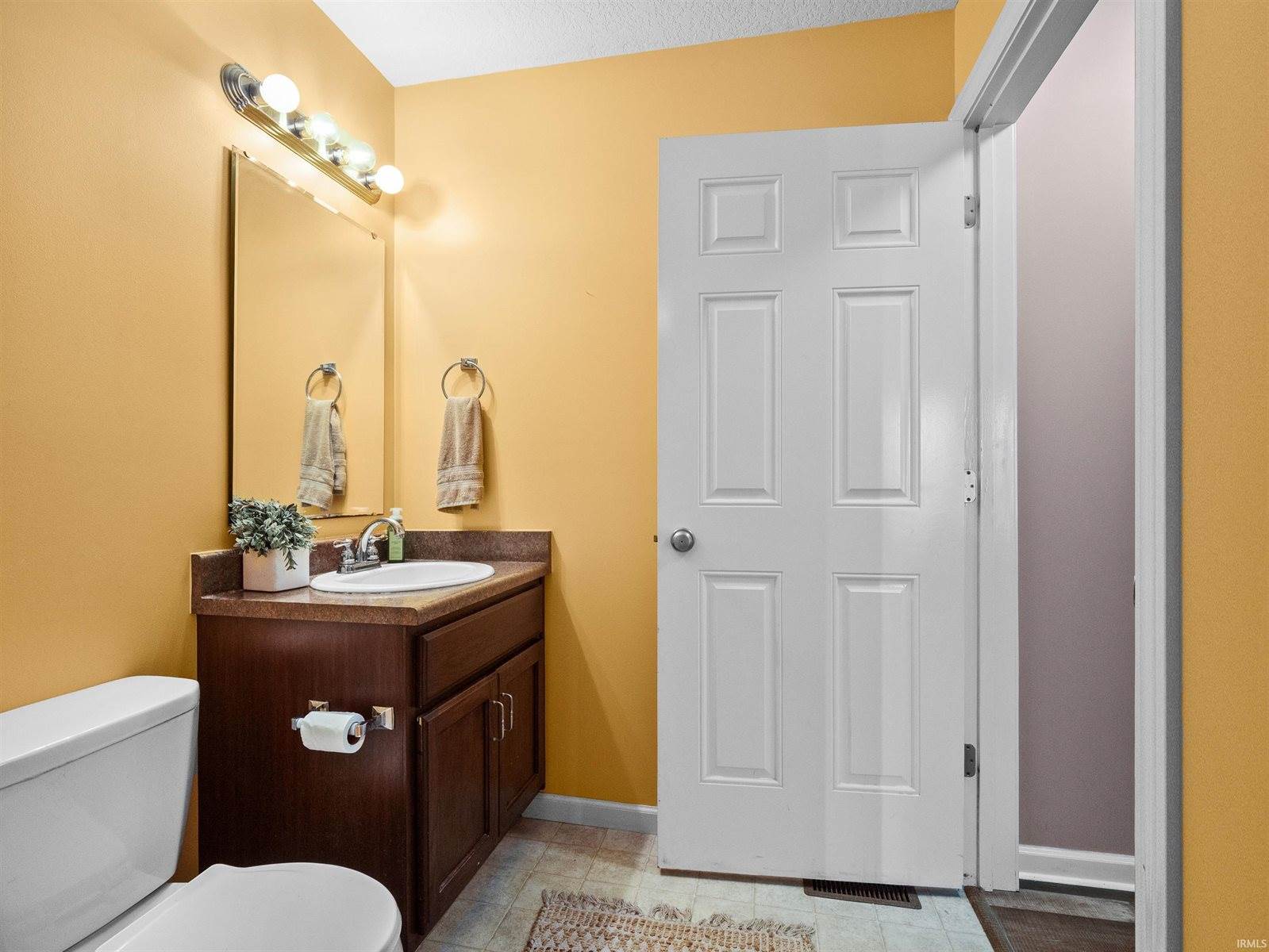 2693 Stonecrop Road, Huntertown, IN 46748