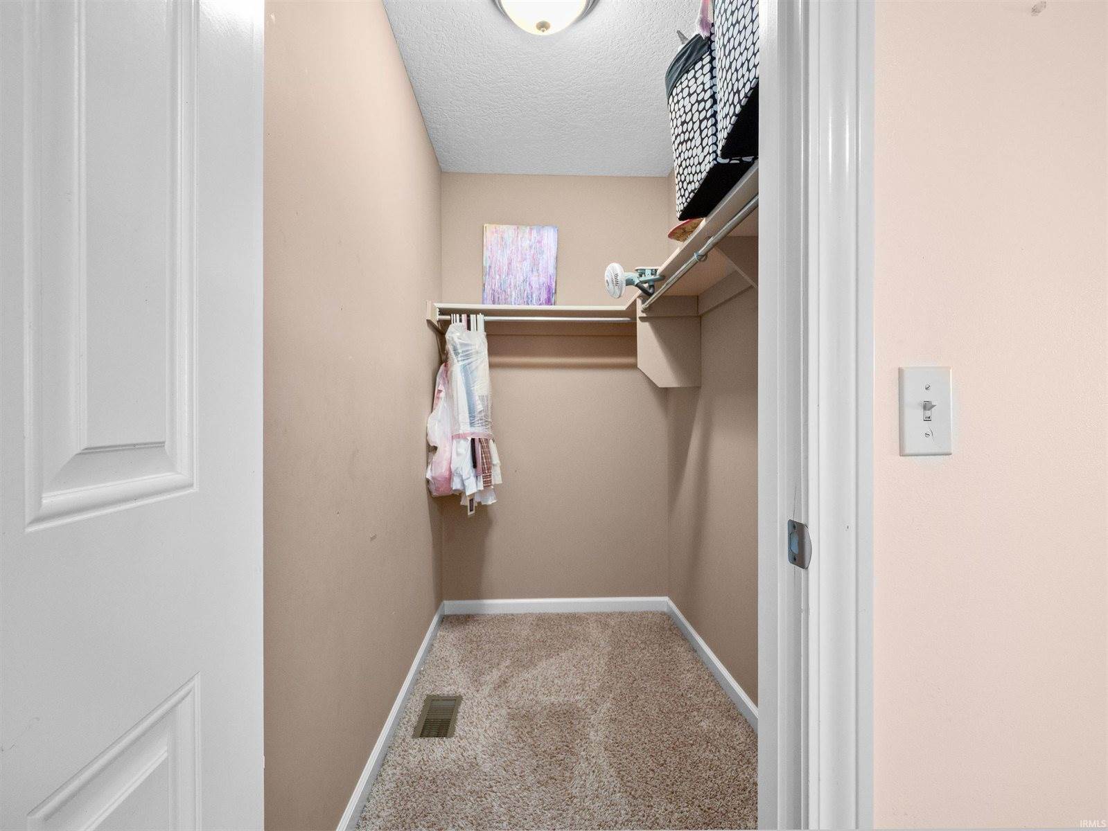 2693 Stonecrop Road, Huntertown, IN 46748