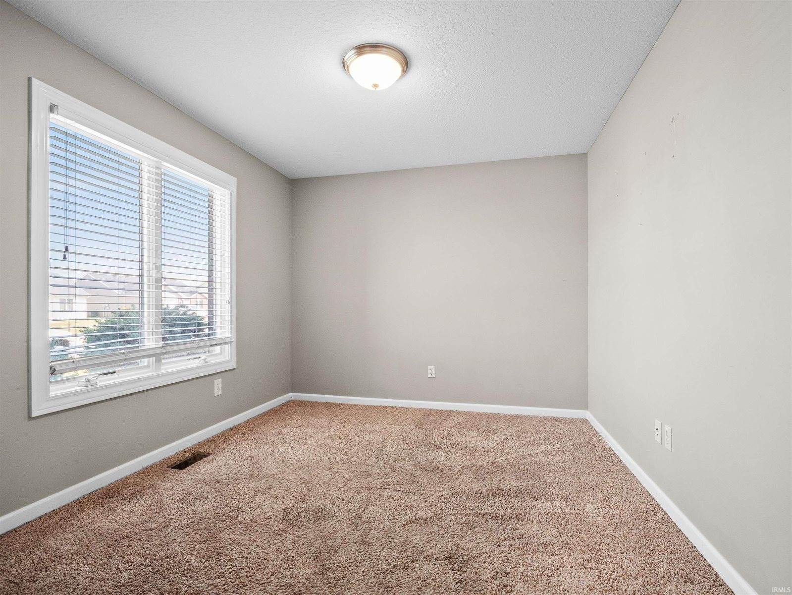 2693 Stonecrop Road, Huntertown, IN 46748