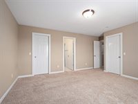 2693 Stonecrop Road, Huntertown, IN 46748