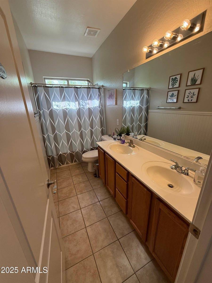 1459 East Megan Drive, San Tan Valley, AZ 85140