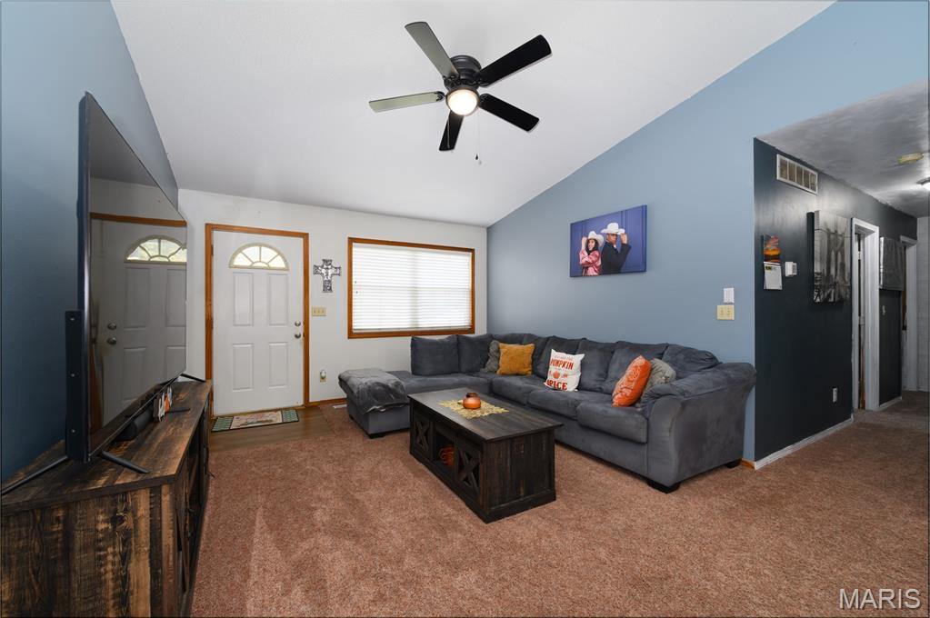 20765 Sedalia Road, Waynesville, MO 65583