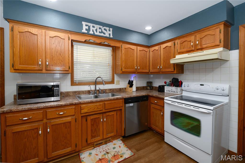 20765 Sedalia Road, Waynesville, MO 65583