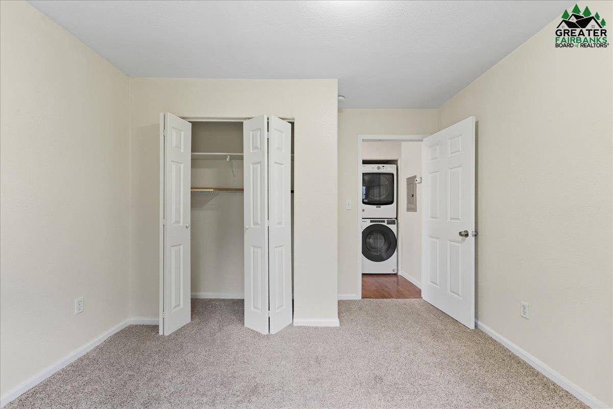 1905 Chena Point Avenue, Fairbanks, AK 99709