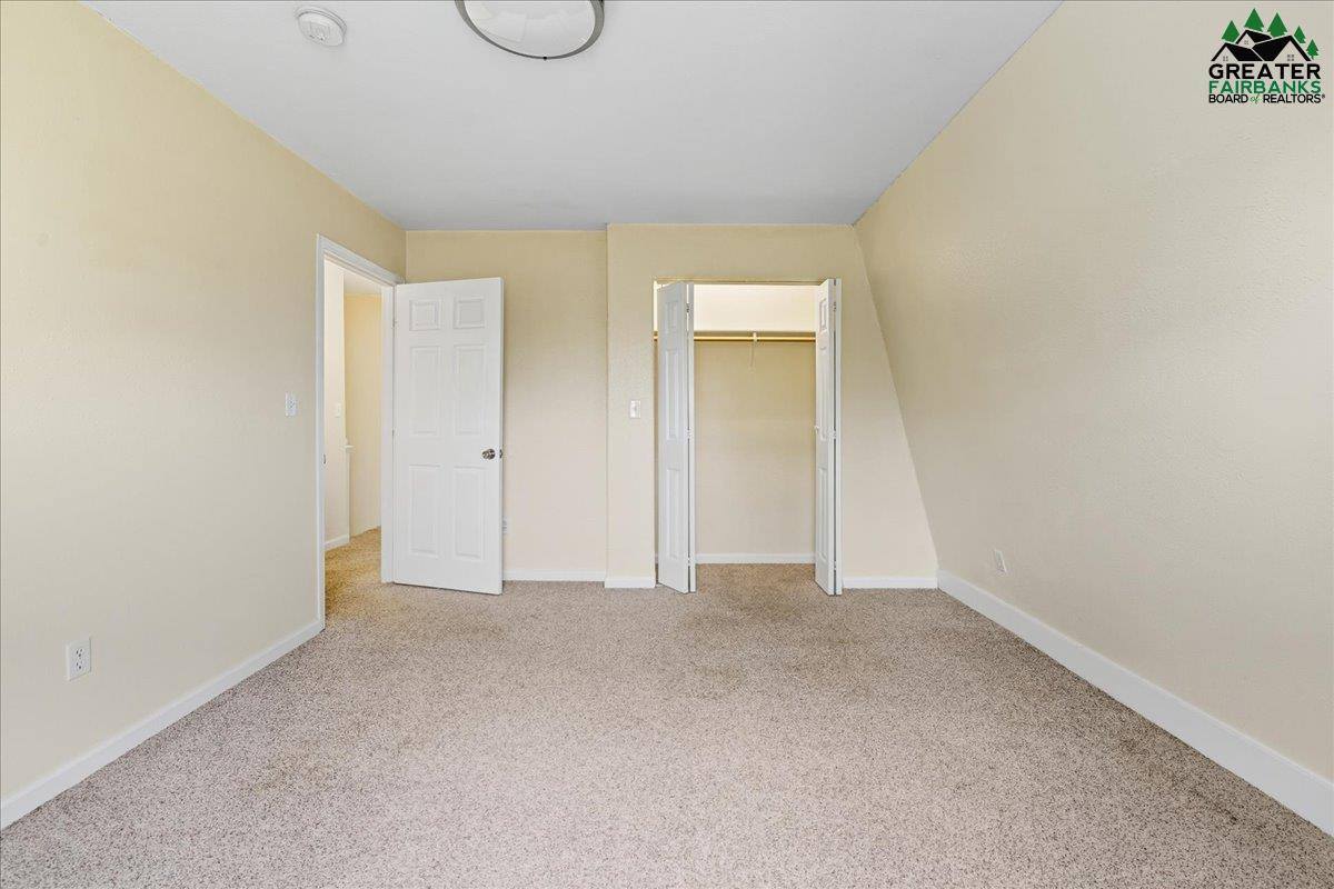 1905 Chena Point Avenue, Fairbanks, AK 99709