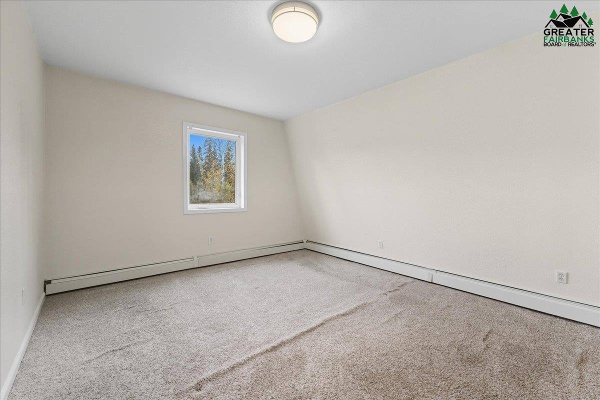 1905 Chena Point Avenue, Fairbanks, AK 99709