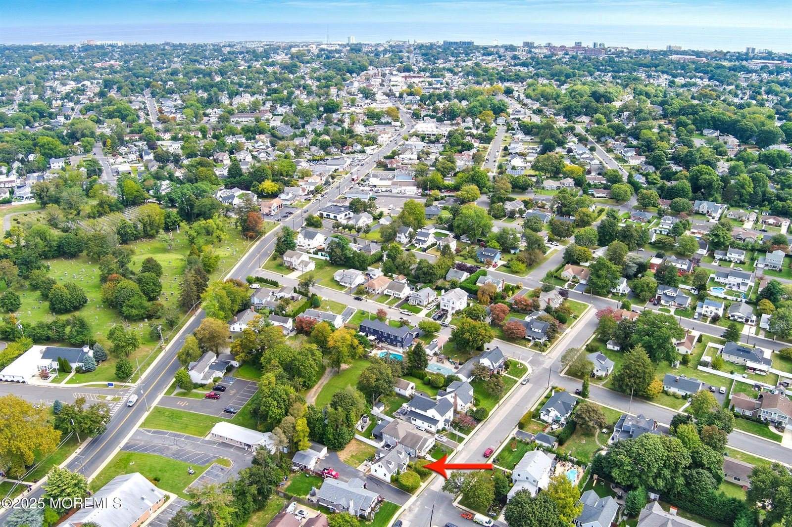 15 Chestnut Place, West Long Branch, NJ 07764