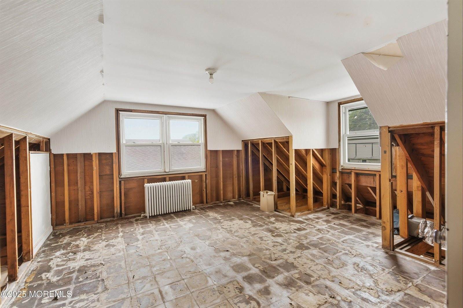 15 Chestnut Place, West Long Branch, NJ 07764