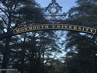 15 Chestnut Place, West Long Branch, NJ 07764