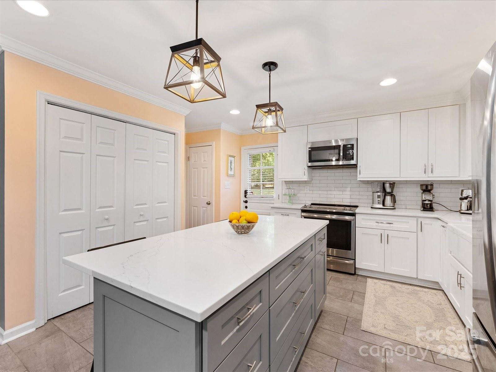 4837 Zephyr Lane, Charlotte, NC 28209