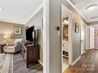 4837 Zephyr Lane, Charlotte, NC 28209