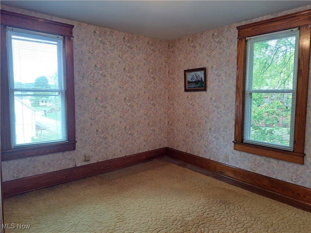 139 East Street, Lore City, OH 43755