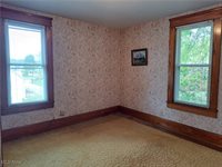 139 East Street, Lore City, OH 43755