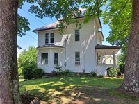 139 East Street, Lore City, OH 43755