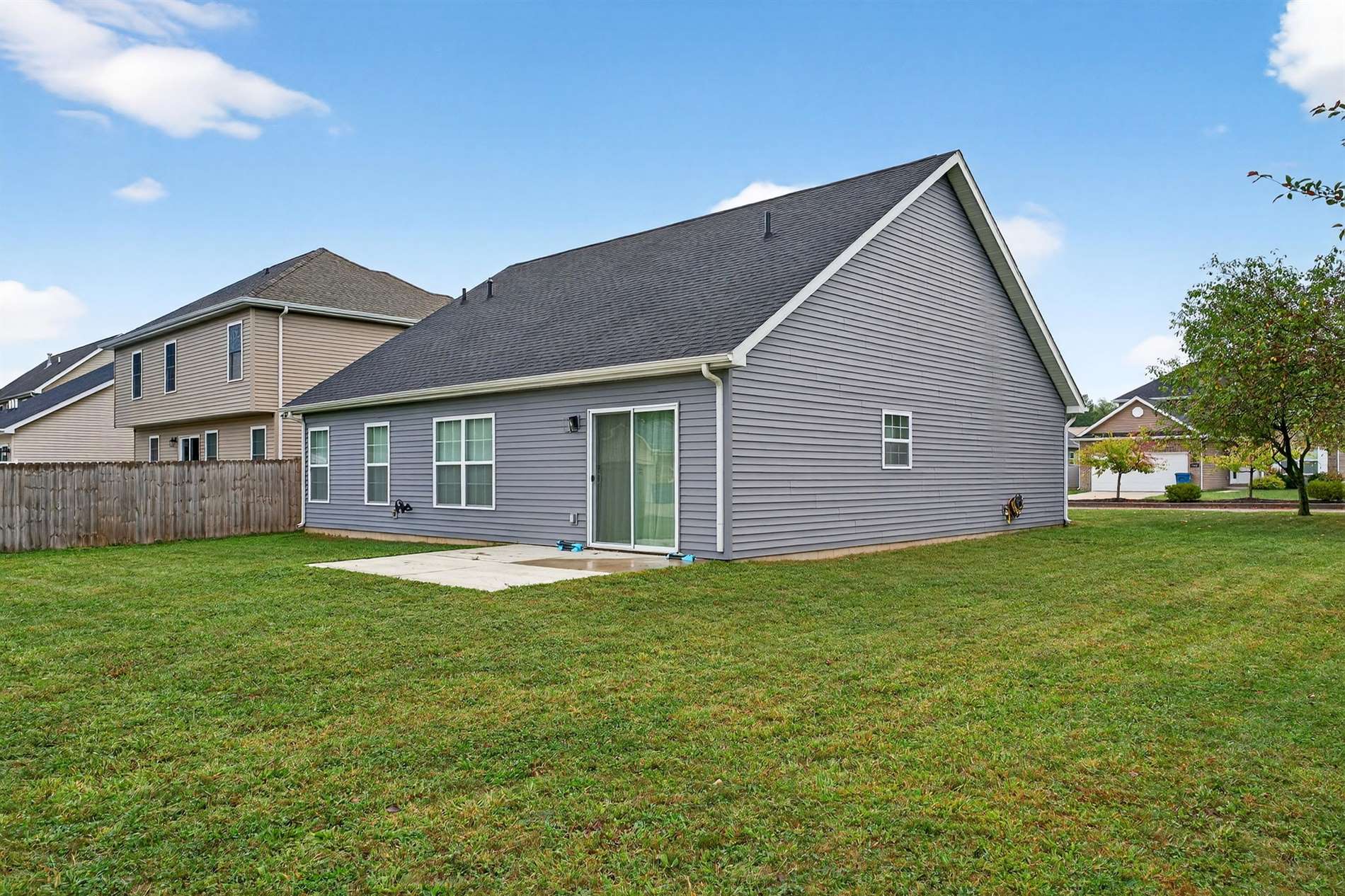 1697 S Birch Grove, Terre Haute, IN 47803