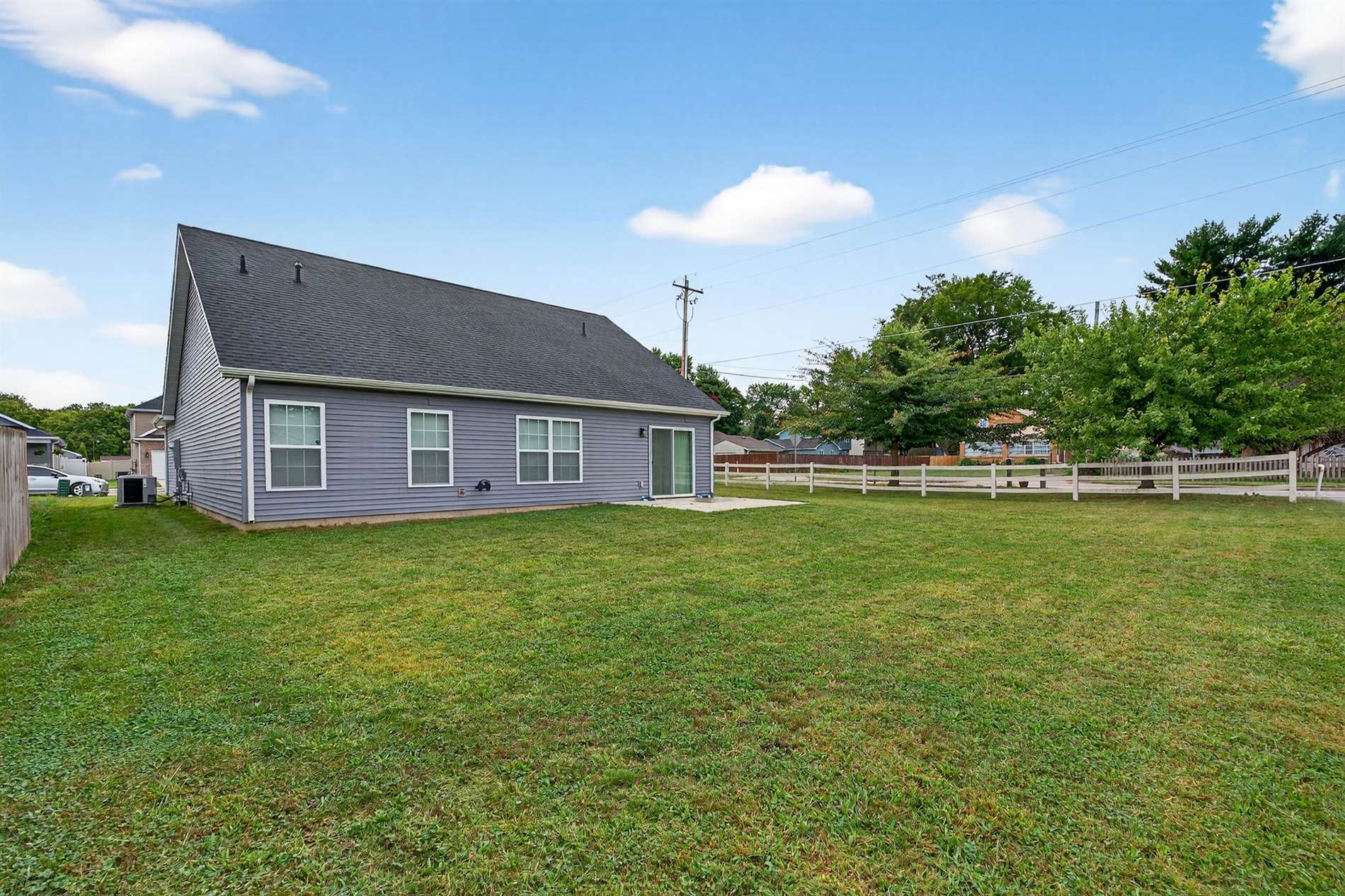 1697 S Birch Grove, Terre Haute, IN 47803