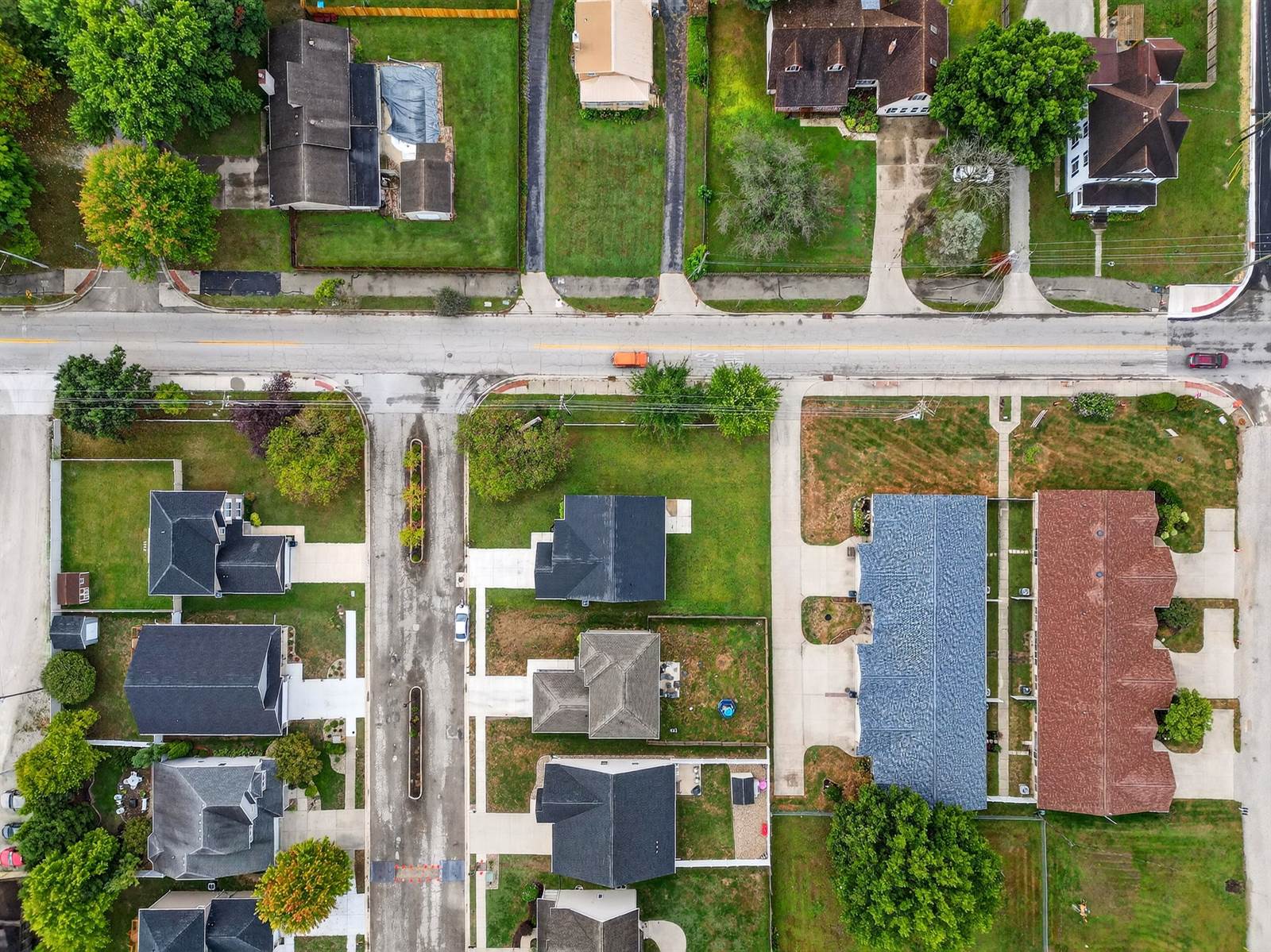 1697 S Birch Grove, Terre Haute, IN 47803