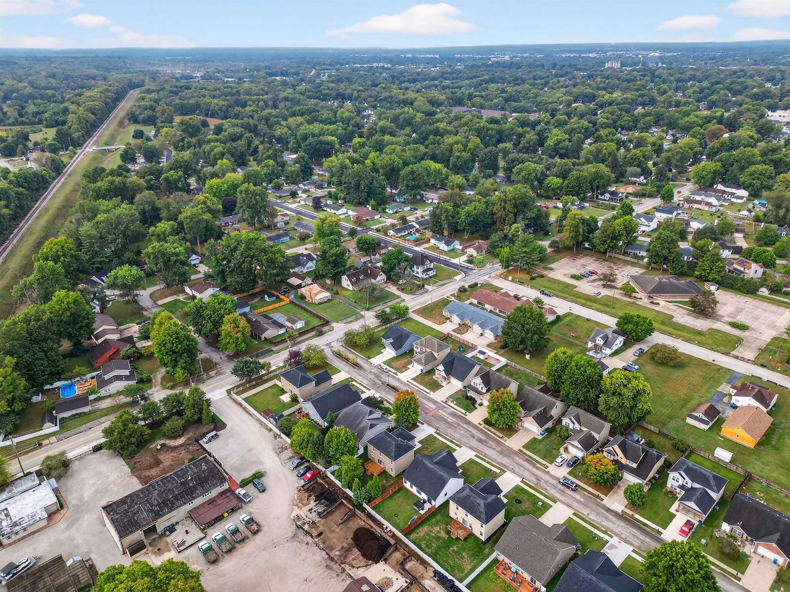 1697 S Birch Grove, Terre Haute, IN 47803