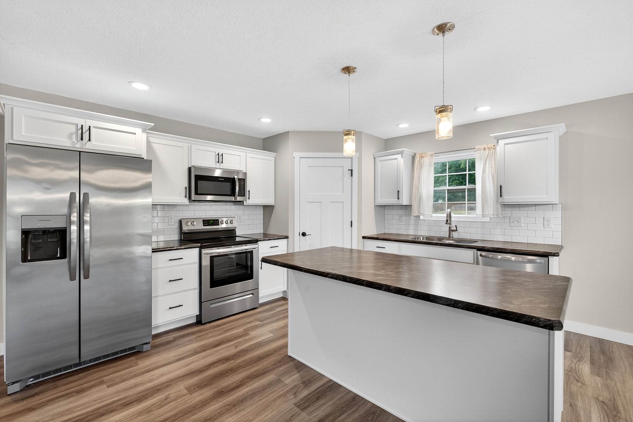 1697 S Birch Grove, Terre Haute, IN 47803