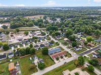 1697 S Birch Grove, Terre Haute, IN 47803