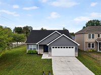 1697 S Birch Grove, Terre Haute, IN 47803