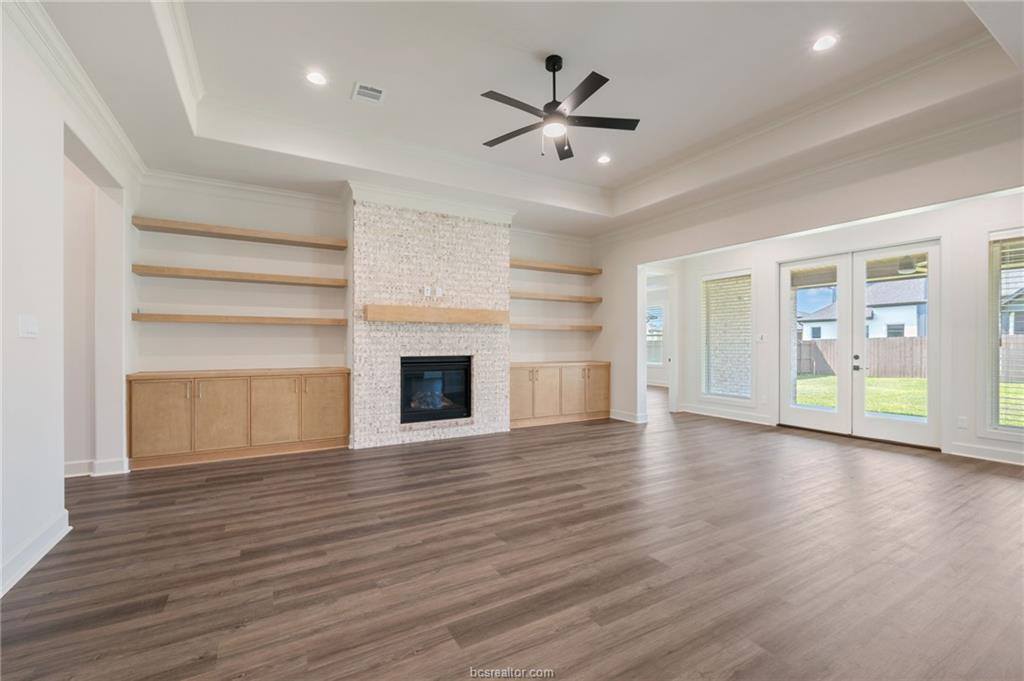 4388 Iron Mountain Dr, Bryan, TX 77802