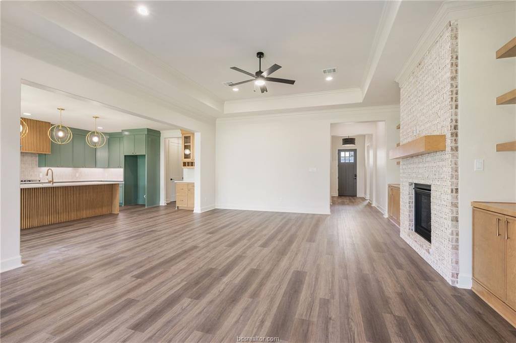 4388 Iron Mountain Dr, Bryan, TX 77802