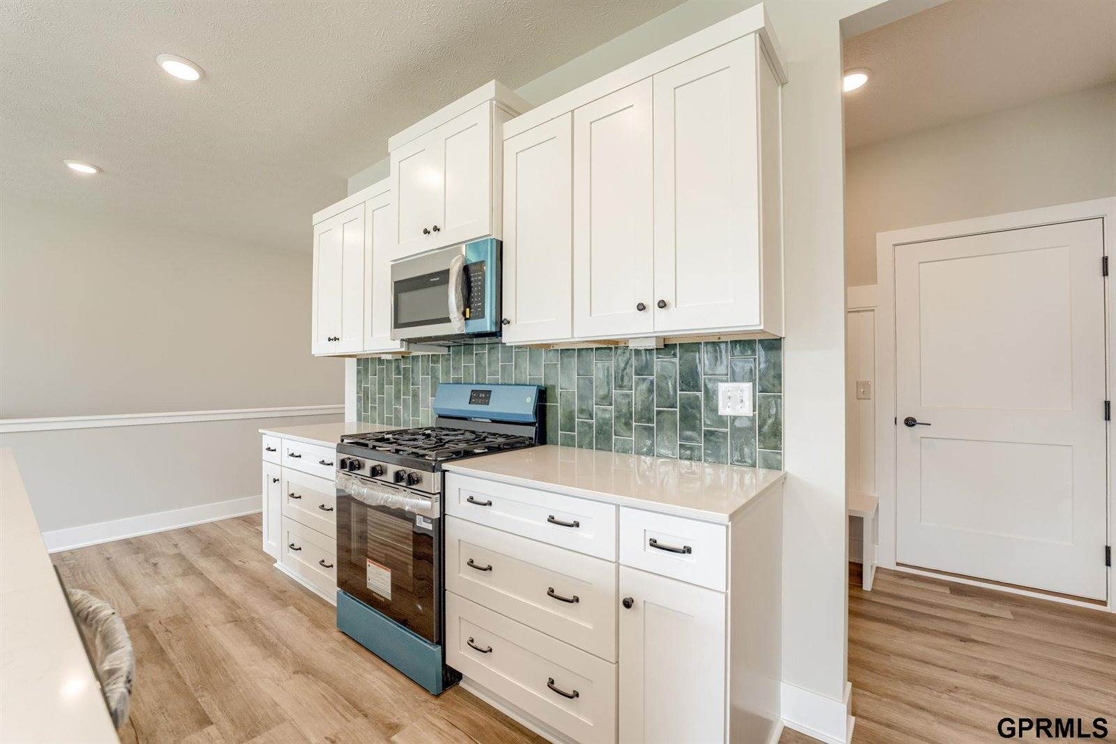 20605 Woodridge Drive, Gretna, NE 68028