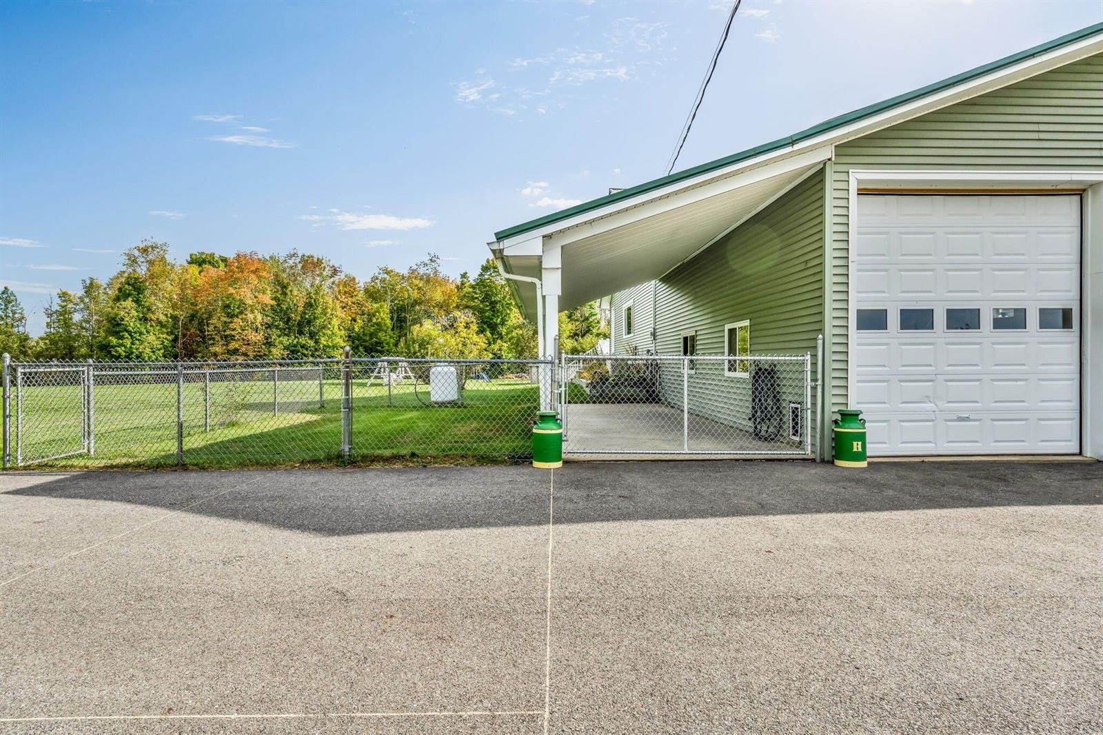 47 Higgins Road, Palmyra, ME 04965