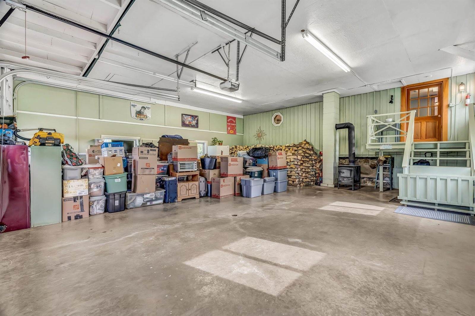 47 Higgins Road, Palmyra, ME 04965