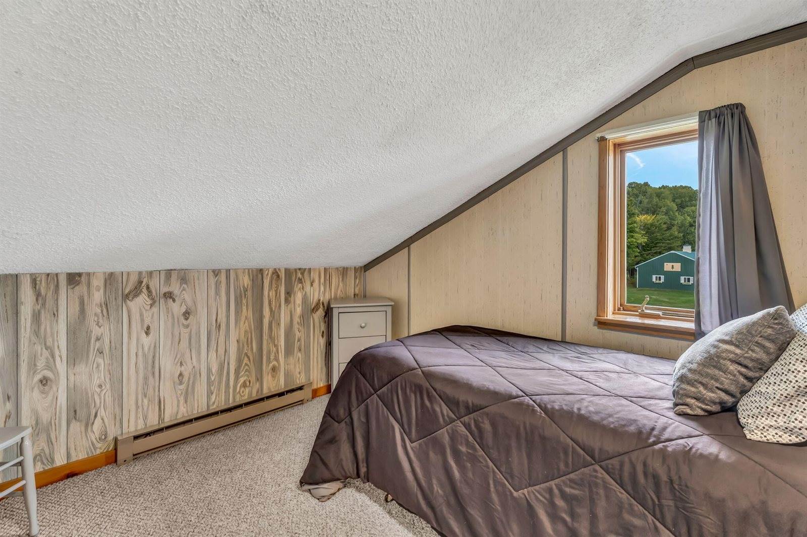 47 Higgins Road, Palmyra, ME 04965