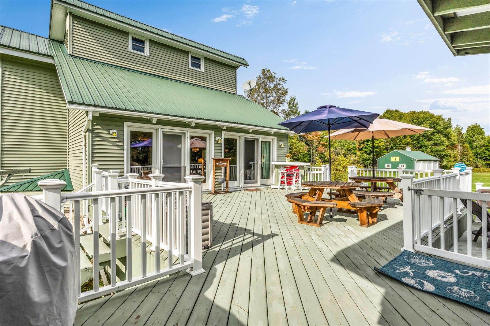 47 Higgins Road, Palmyra, ME 04965